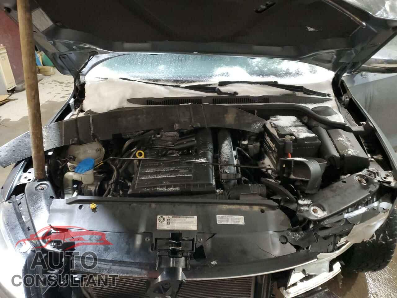 VOLKSWAGEN JETTA 2017 - 3VWDB7AJ7HM217823