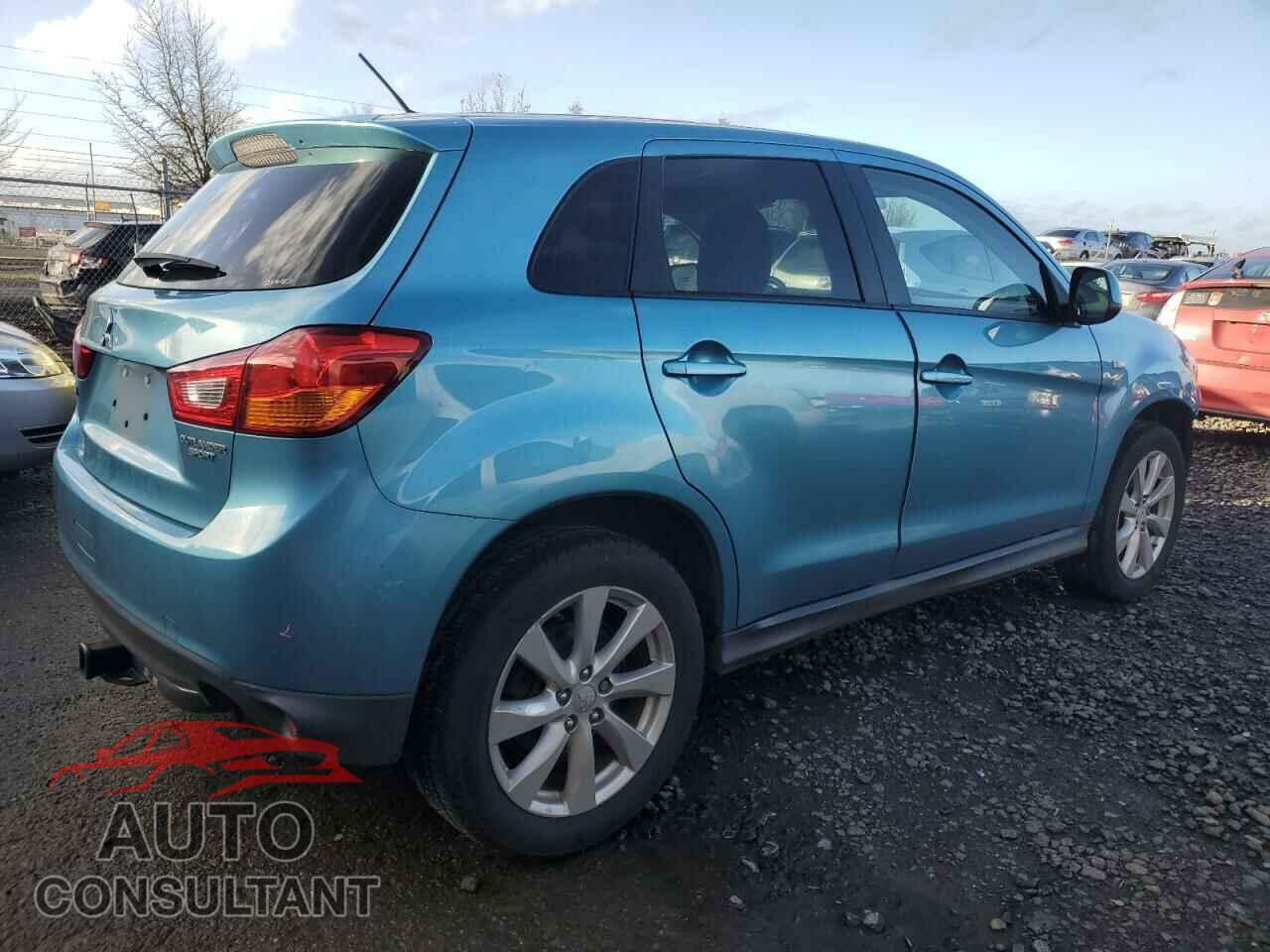MITSUBISHI OUTLANDER 2013 - 4A4AR3AU4DE016054