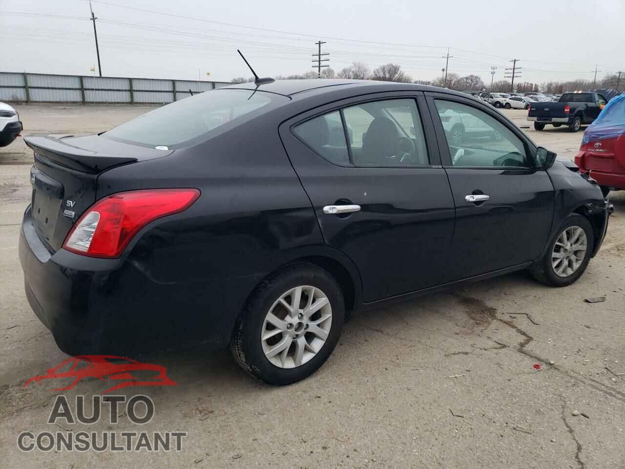 NISSAN VERSA 2019 - 3N1CN7AP3KL869476