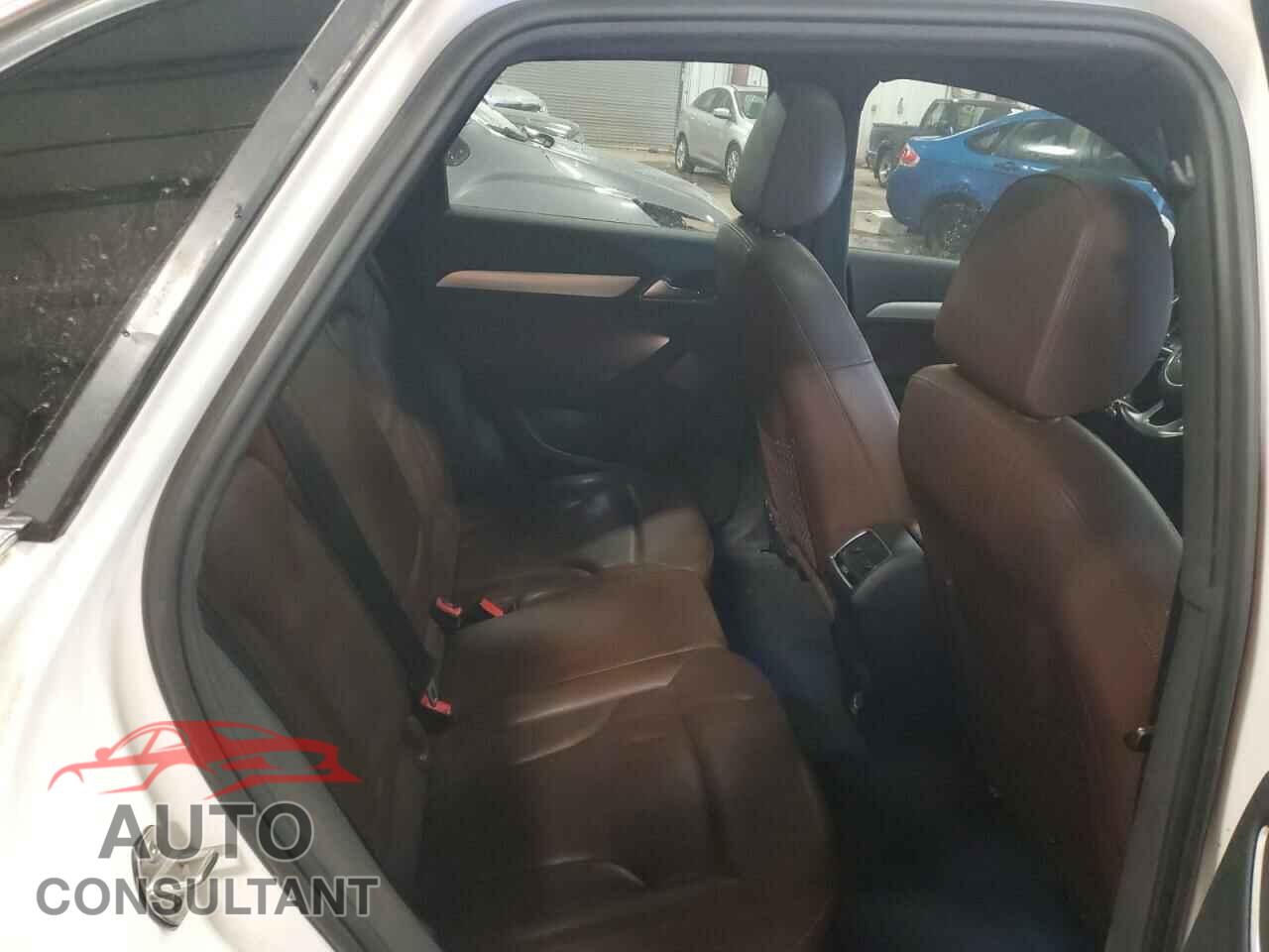 AUDI Q3 2016 - WA1EFCFS5GR024924