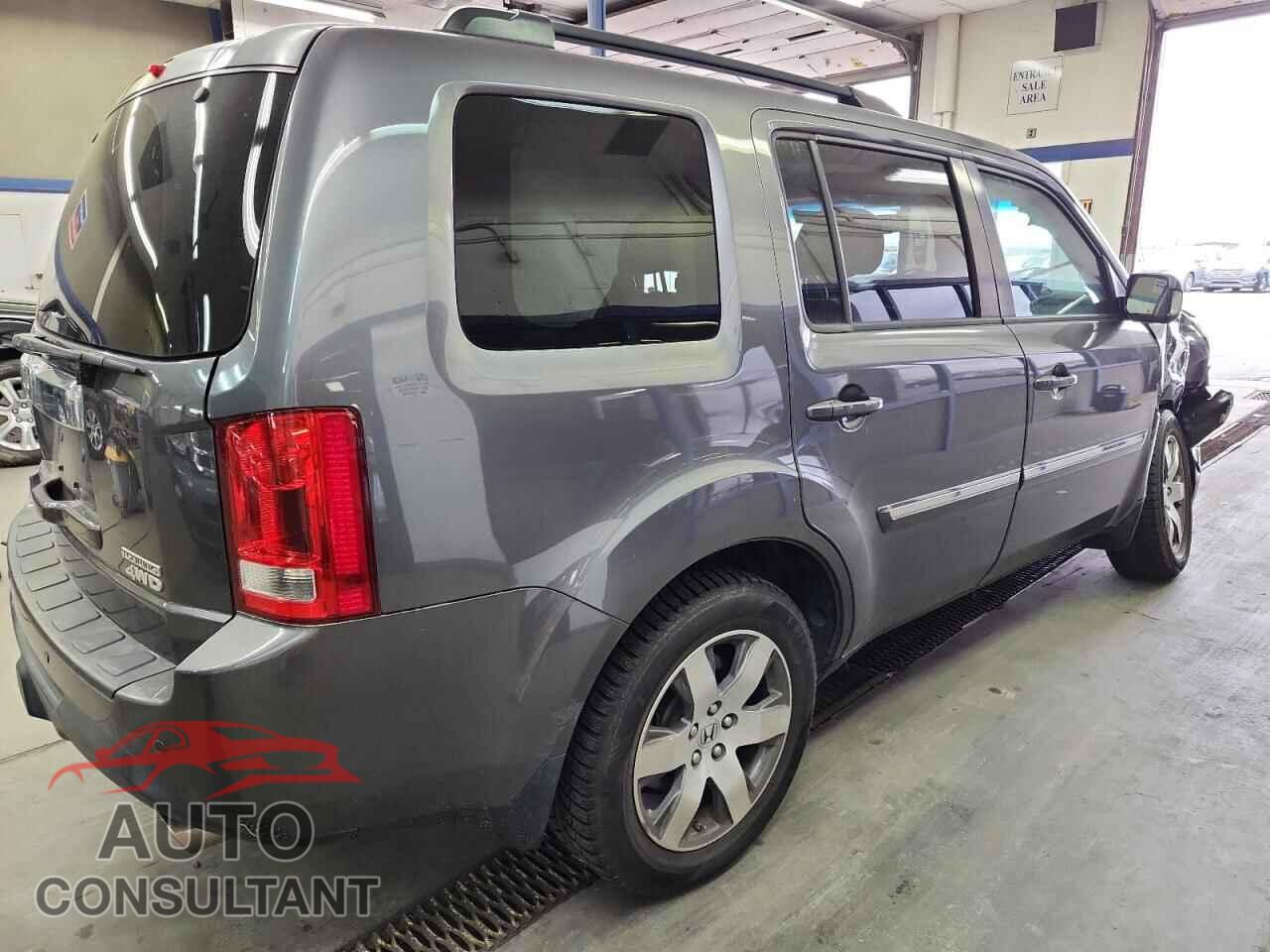 HONDA PILOT 2015 - 5FNYF4H92FB033605