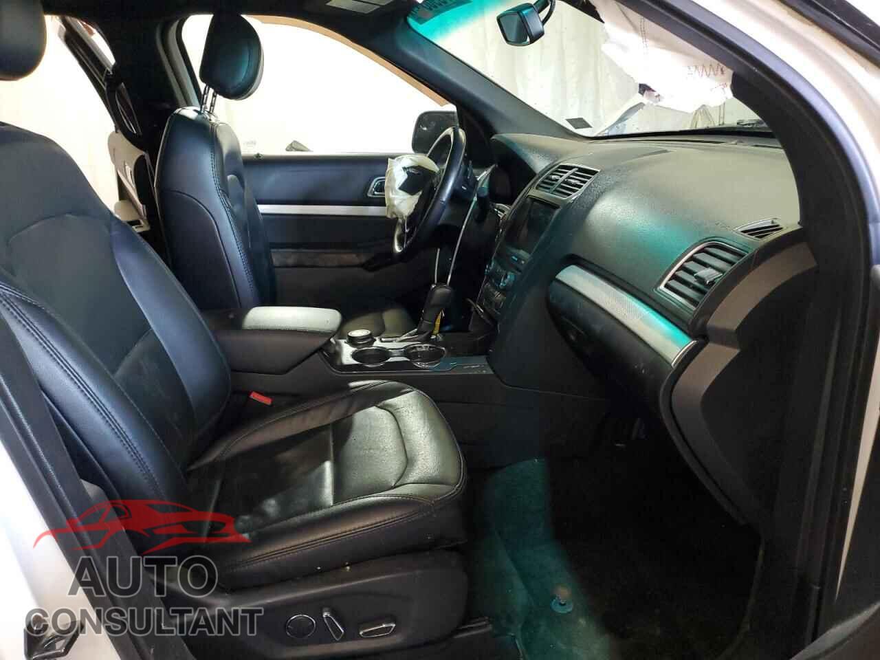 FORD EXPLORER 2017 - 1FM5K8D81HGB29264