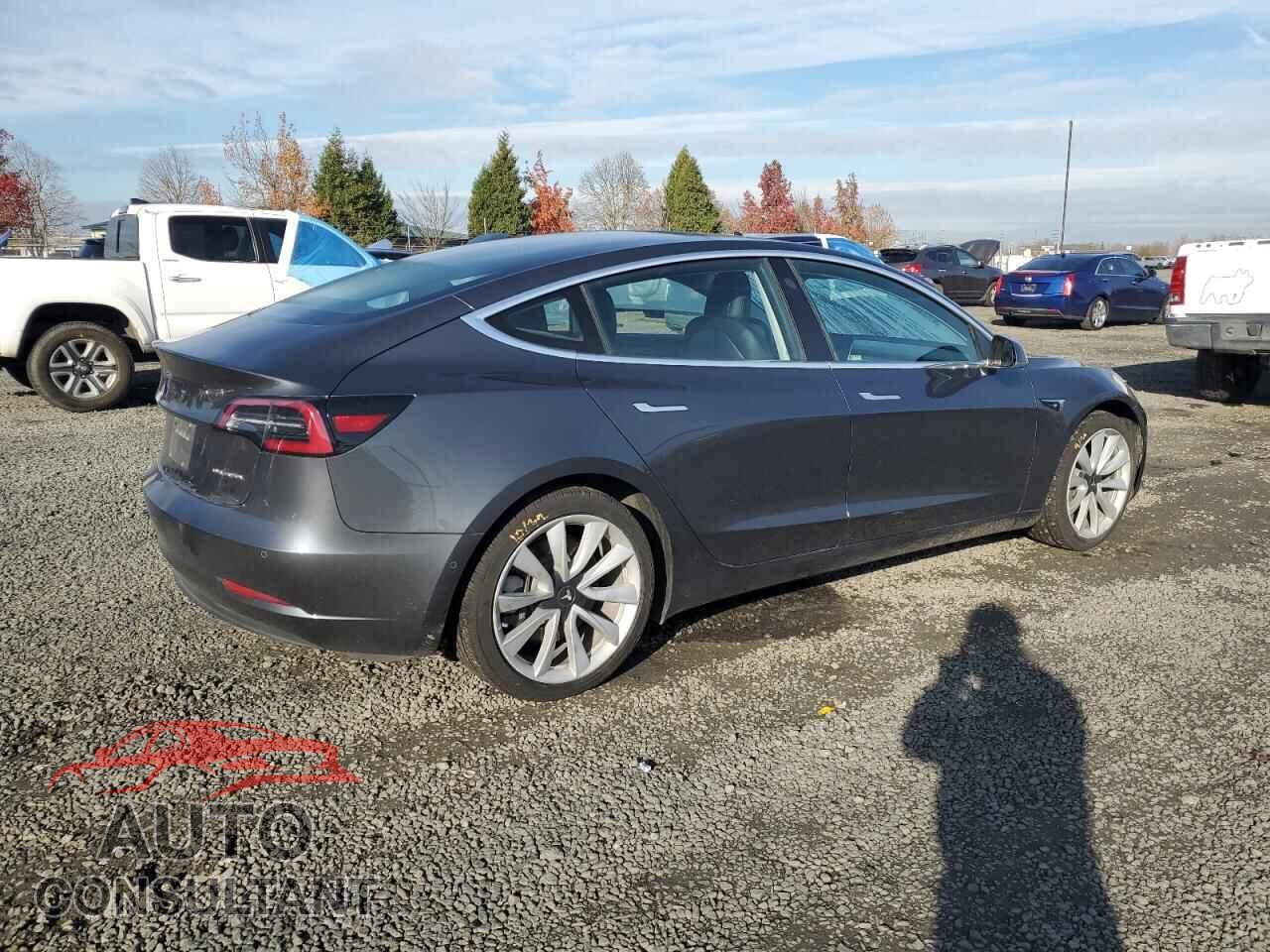 TESLA MODEL 3 2018 - 5YJ3E1EB1JF087148