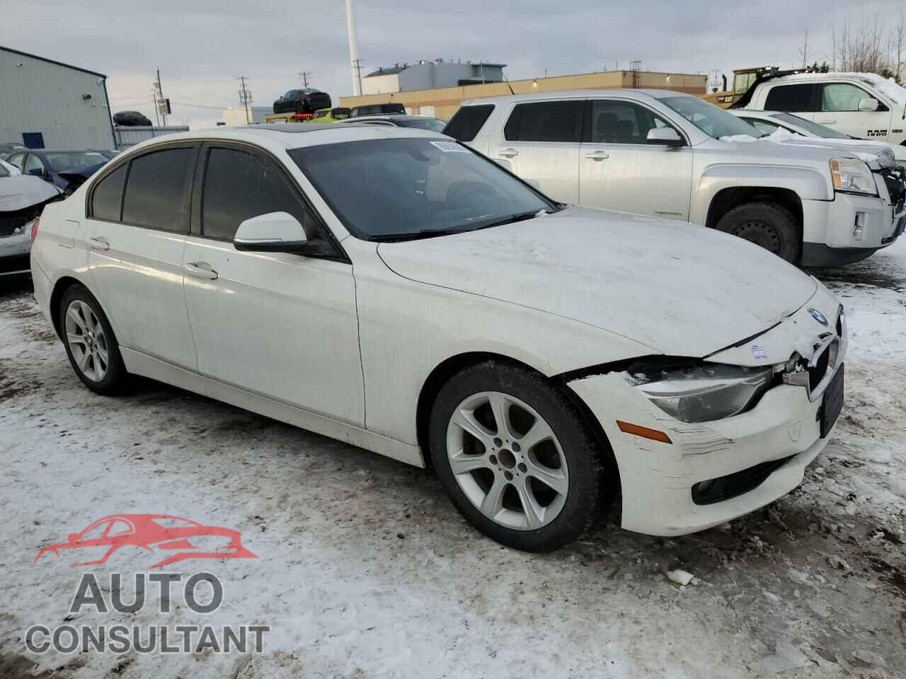 BMW 3 SERIES 2012 - WBA3B1C59CF460907