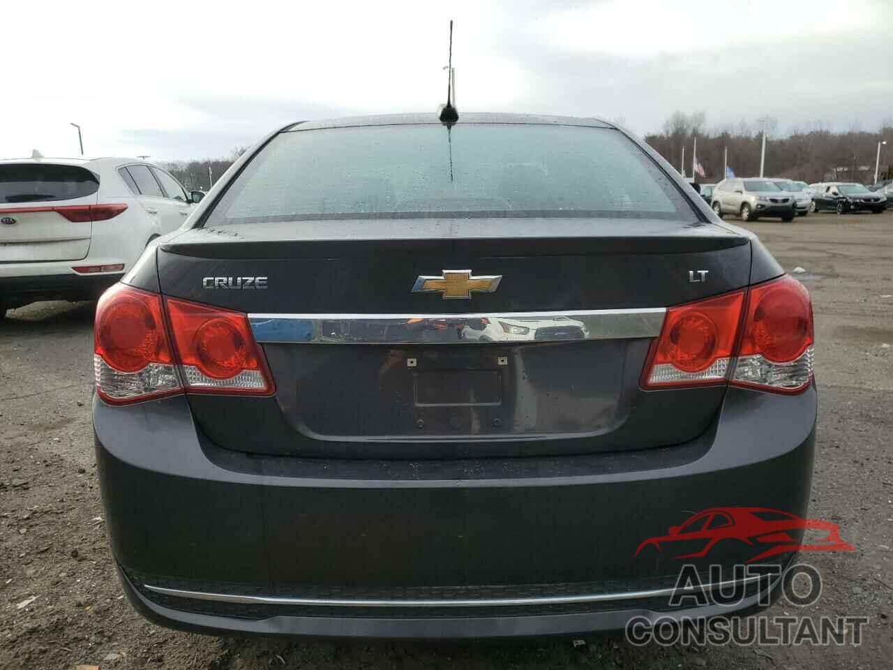 CHEVROLET CRUZE 2016 - 1G1PE5SB2G7162007