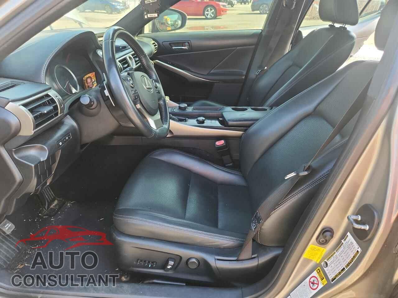 LEXUS IS 2014 - JTHBF1D25E5037143