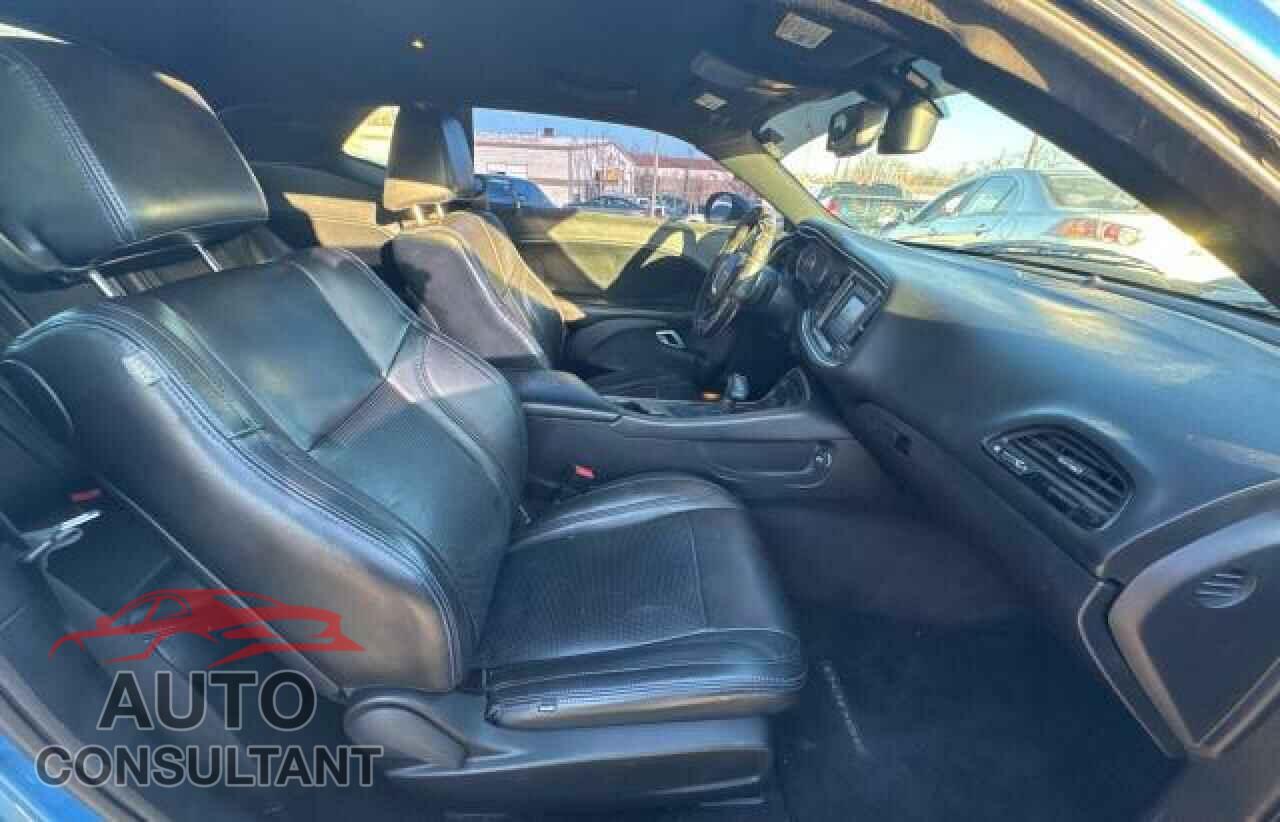 DODGE CHALLENGER 2015 - 2C3CDZAT3FH782818
