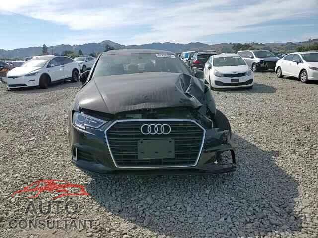 AUDI A3 2019 - WAUAUGFF4K1023904