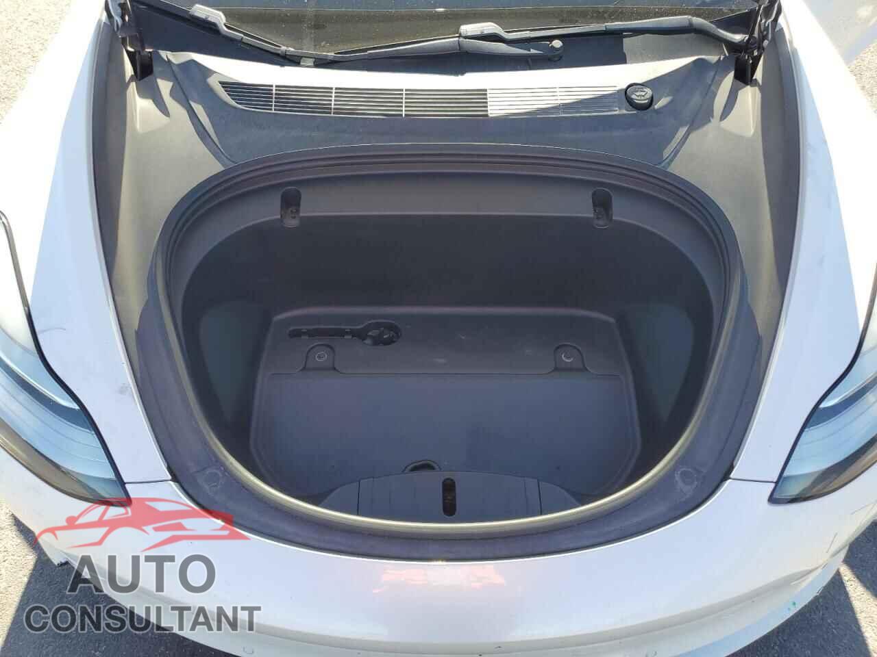 TESLA MODEL 3 2020 - 5YJ3E1EB4LF665276