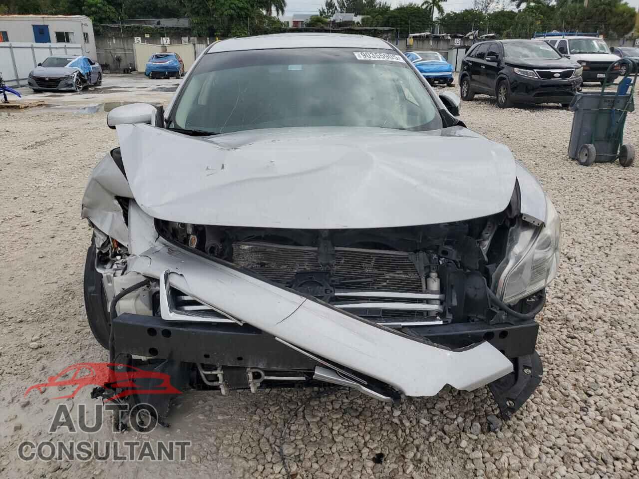 NISSAN MAXIMA 2013 - 1N4AA5AP1DC805672