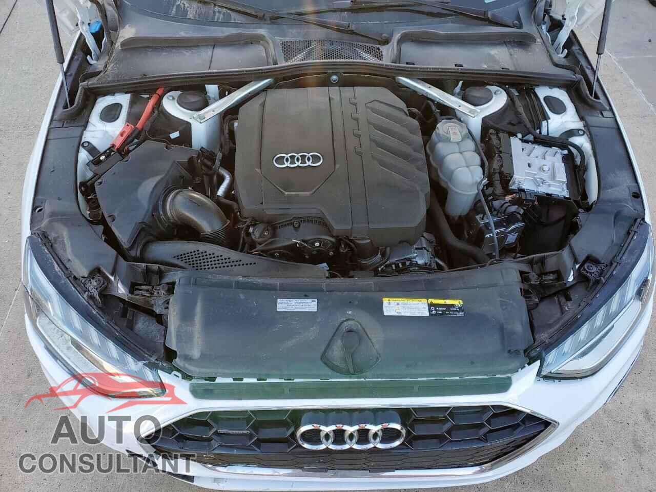 AUDI A4 2022 - WAUEAAF44NN014686