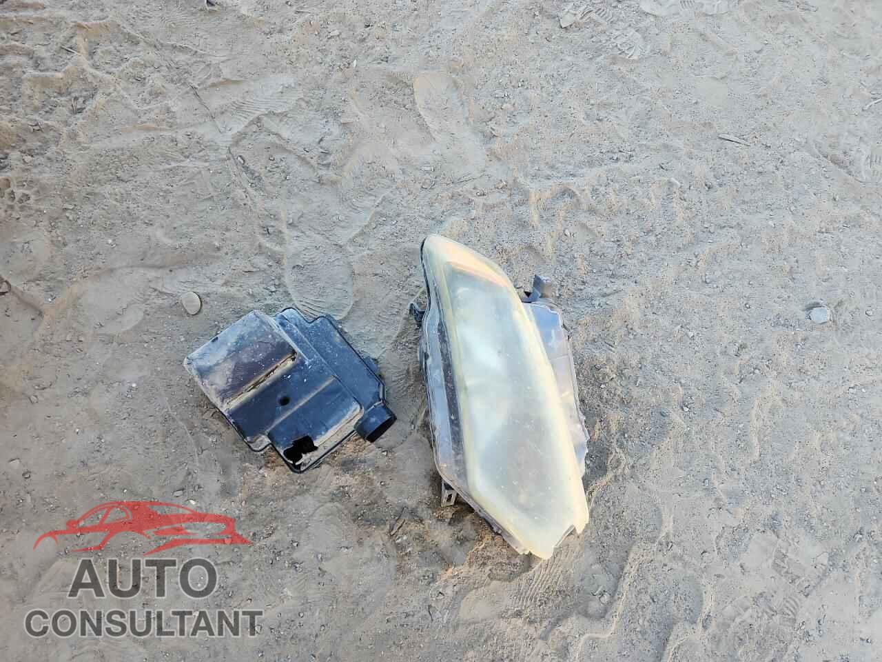 NISSAN ROGUE 2015 - 5N1AT2MLXFC835523