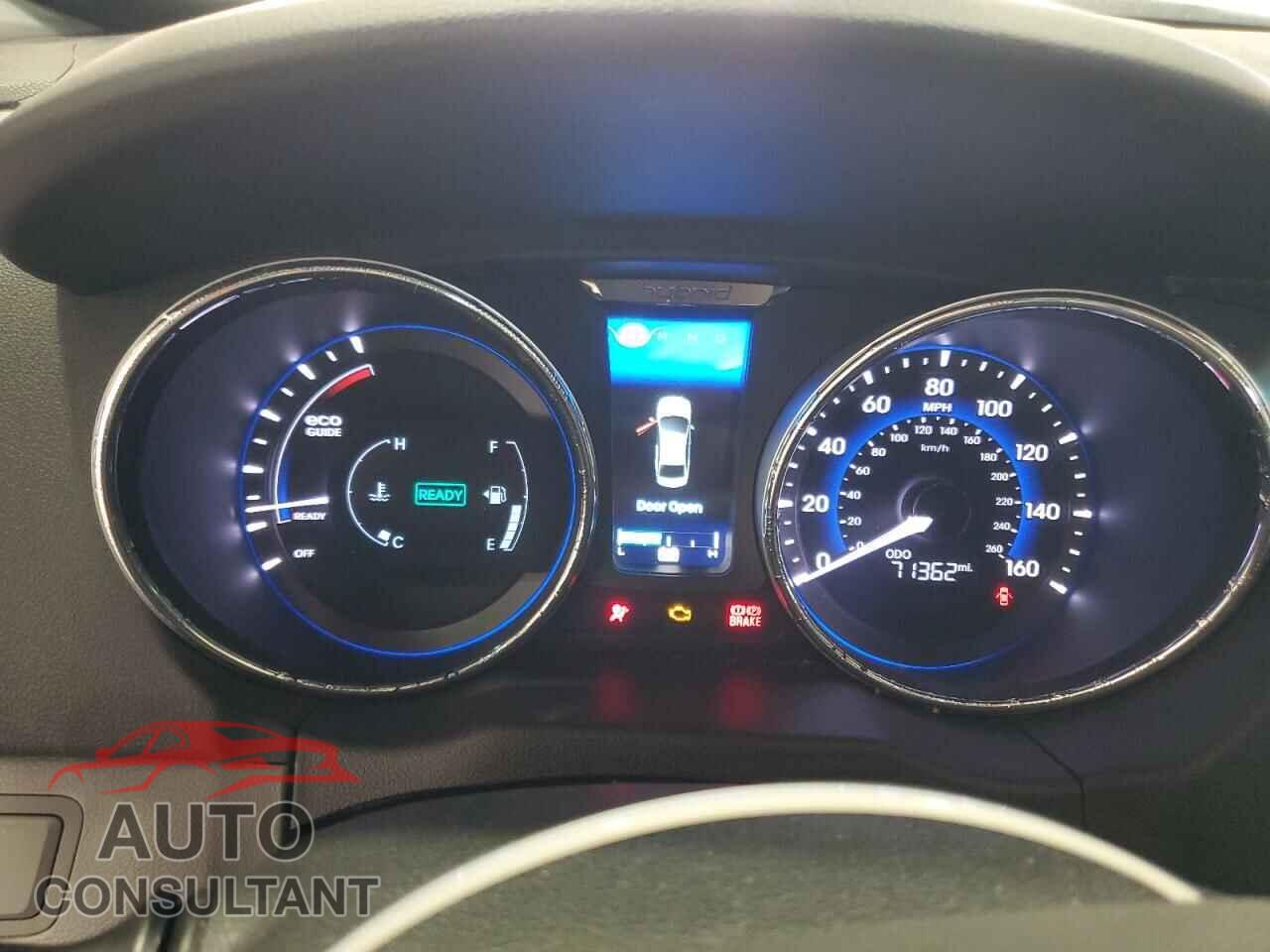 HYUNDAI SONATA 2014 - KMHEC4A41EA117699