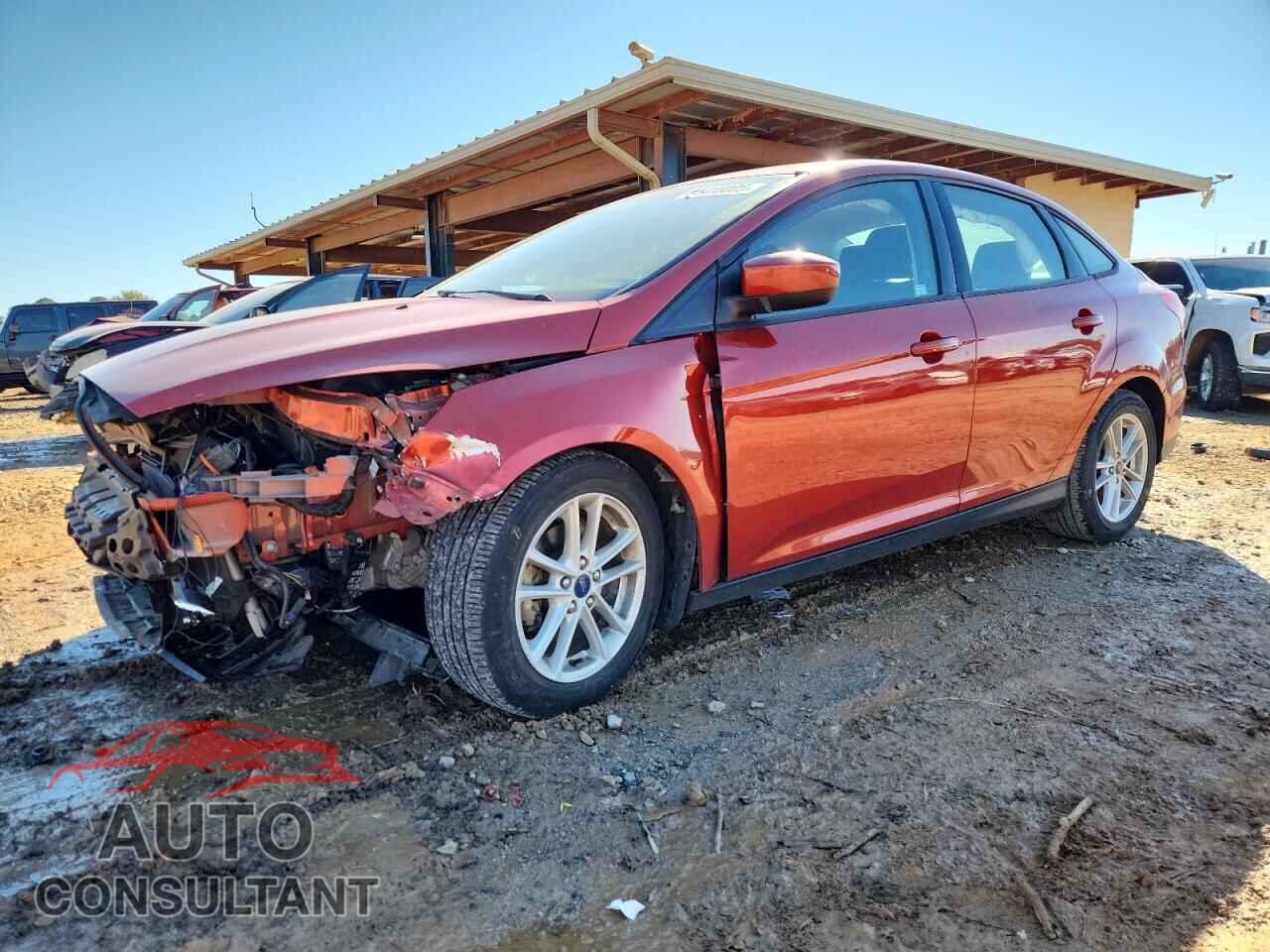 FORD FOCUS 2018 - 1FADP3F22JL284339