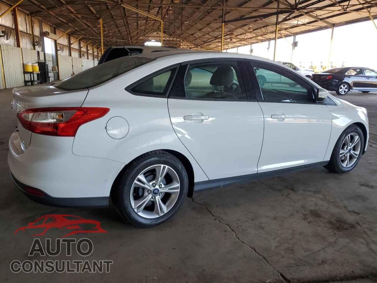 FORD FOCUS 2014 - 1FADP3F25EL363543