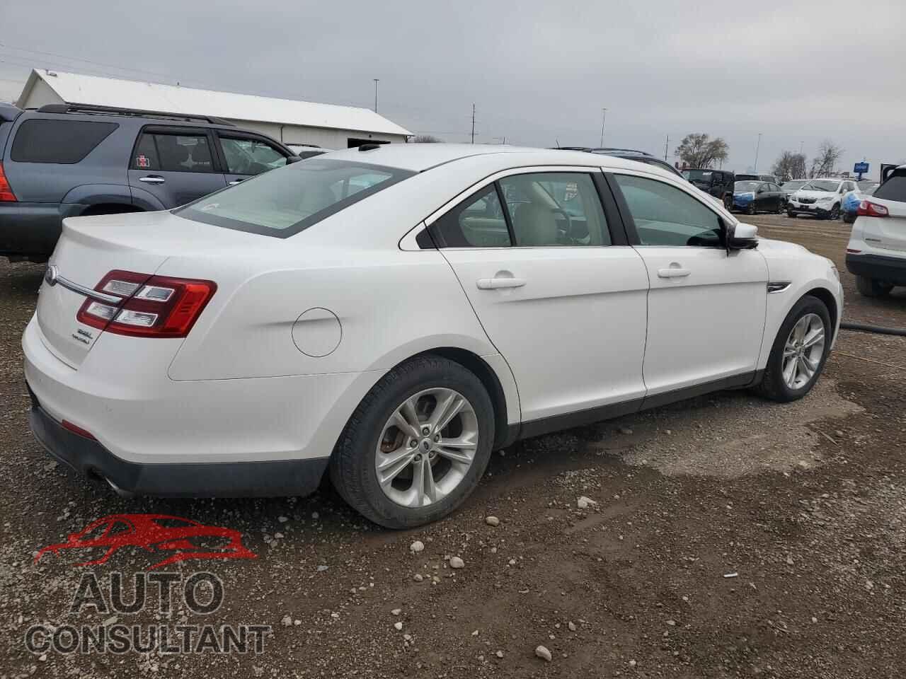 FORD TAURUS 2013 - 1FAHP2E87DG121636