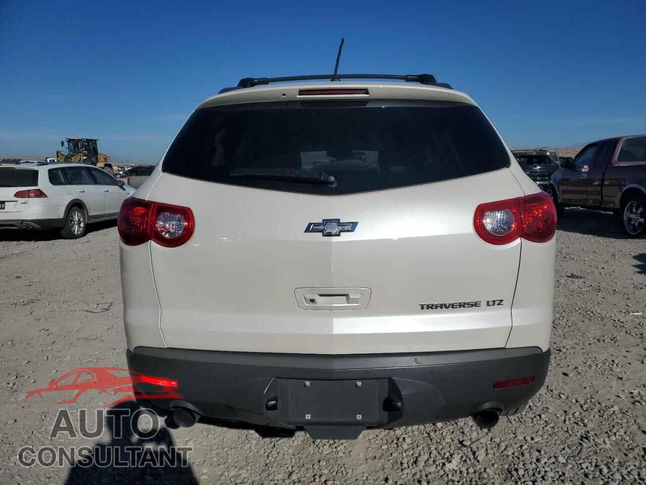 CHEVROLET TRAVERSE 2012 - 1GNKRLED7CJ403796