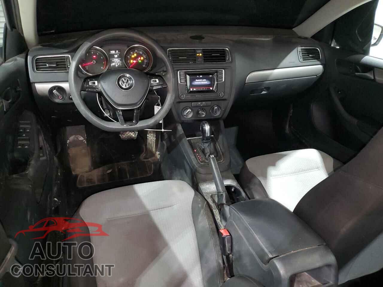 VOLKSWAGEN JETTA 2017 - 3VW2B7AJ9HM288724