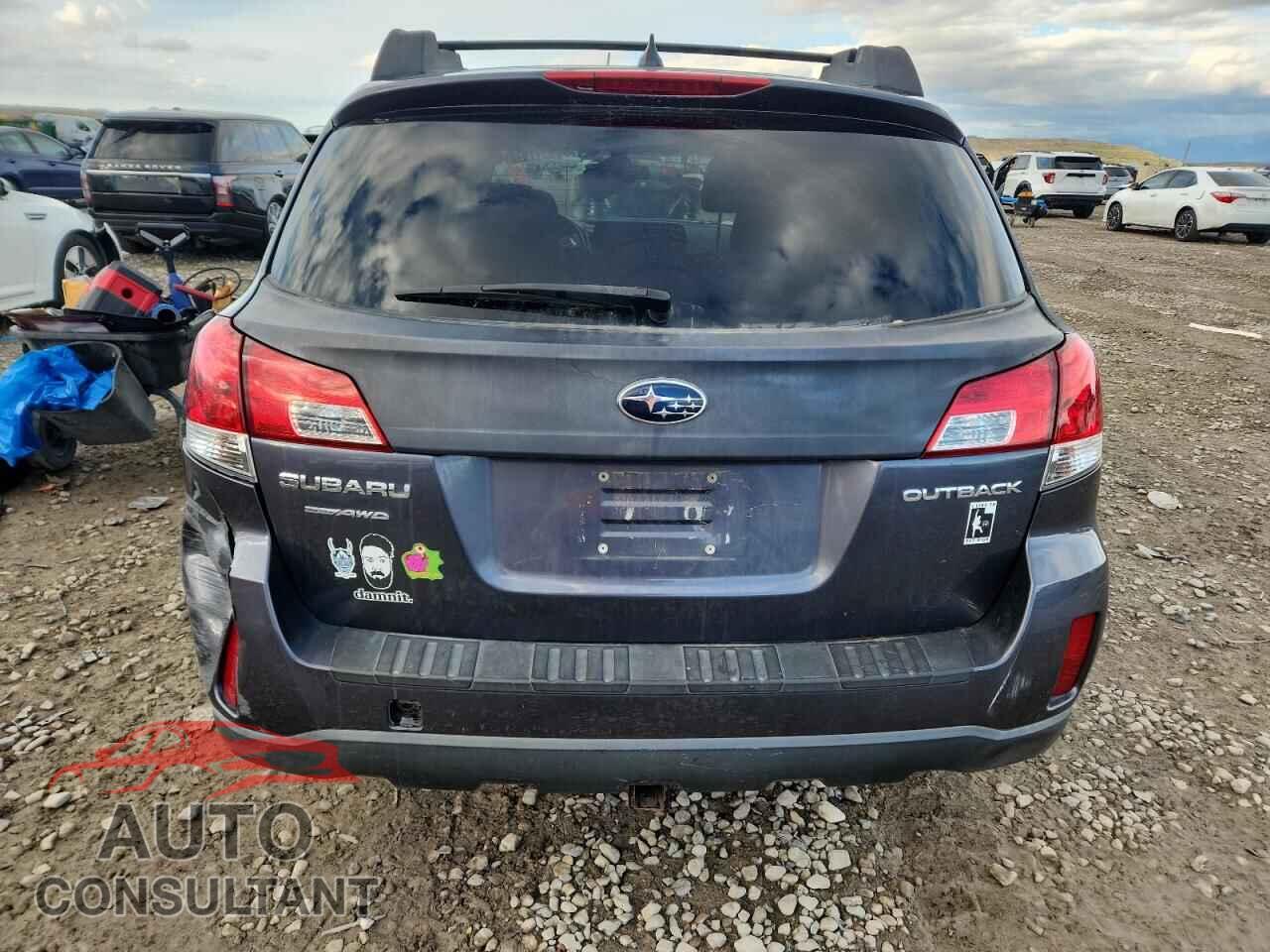 SUBARU OUTBACK 2014 - 4S4BRCCC8E3235432