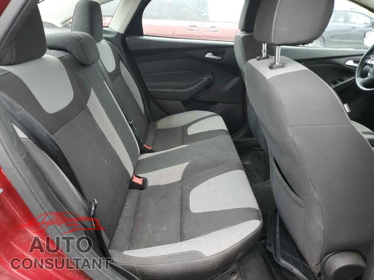 FORD FOCUS 2014 - 1FADP3F27EL149685