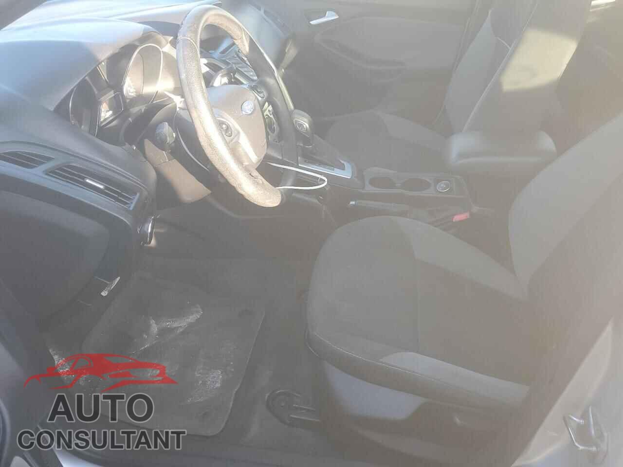 FORD FOCUS 2014 - 1FADP3K23EL317747