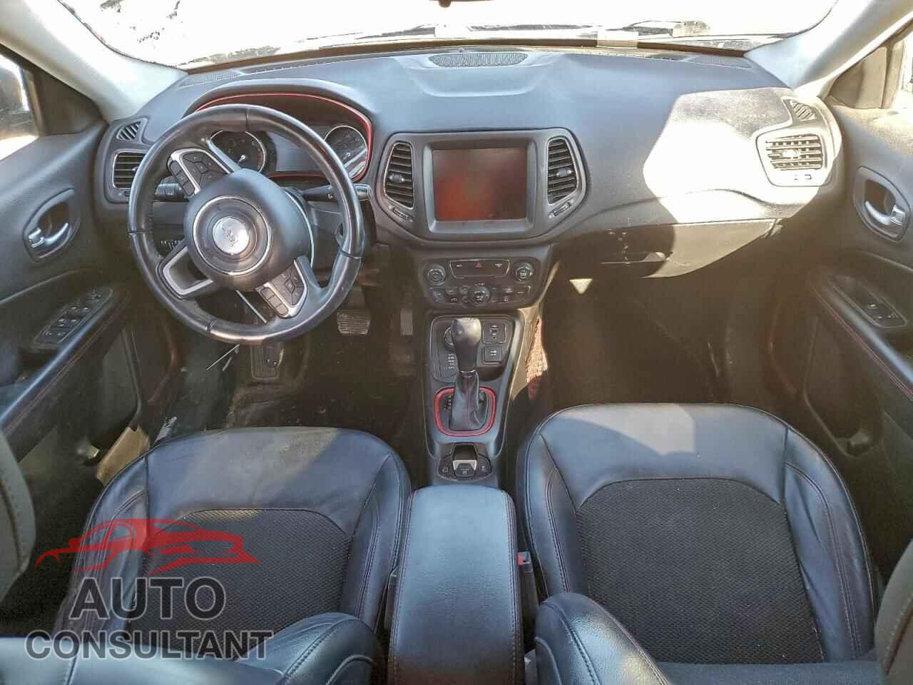 JEEP COMPASS 2017 - 3C4NJDDB3HT666001