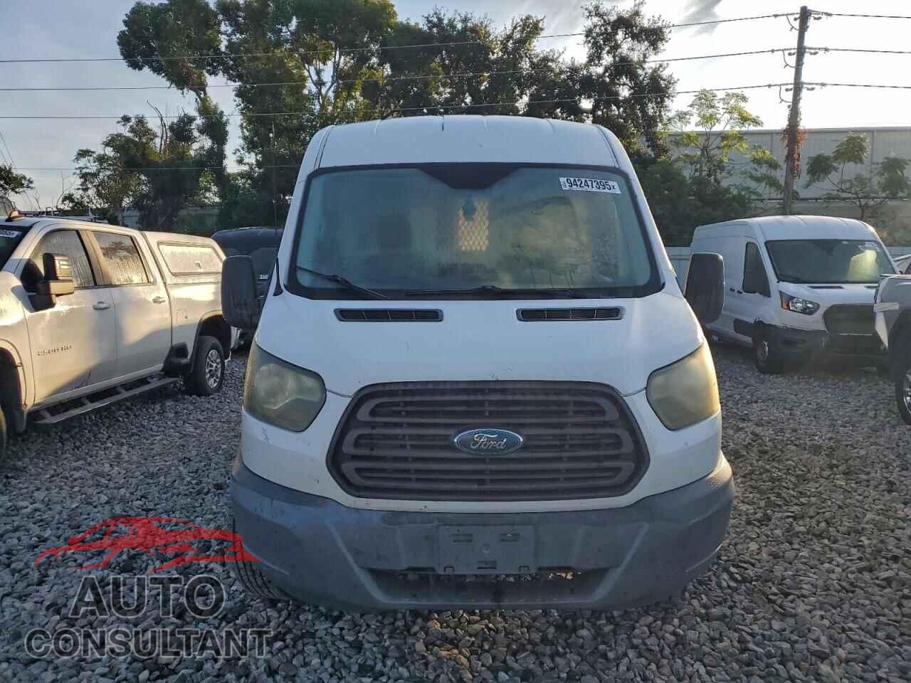FORD TRANSIT 2015 - 1FTYR1CM9FKA29183