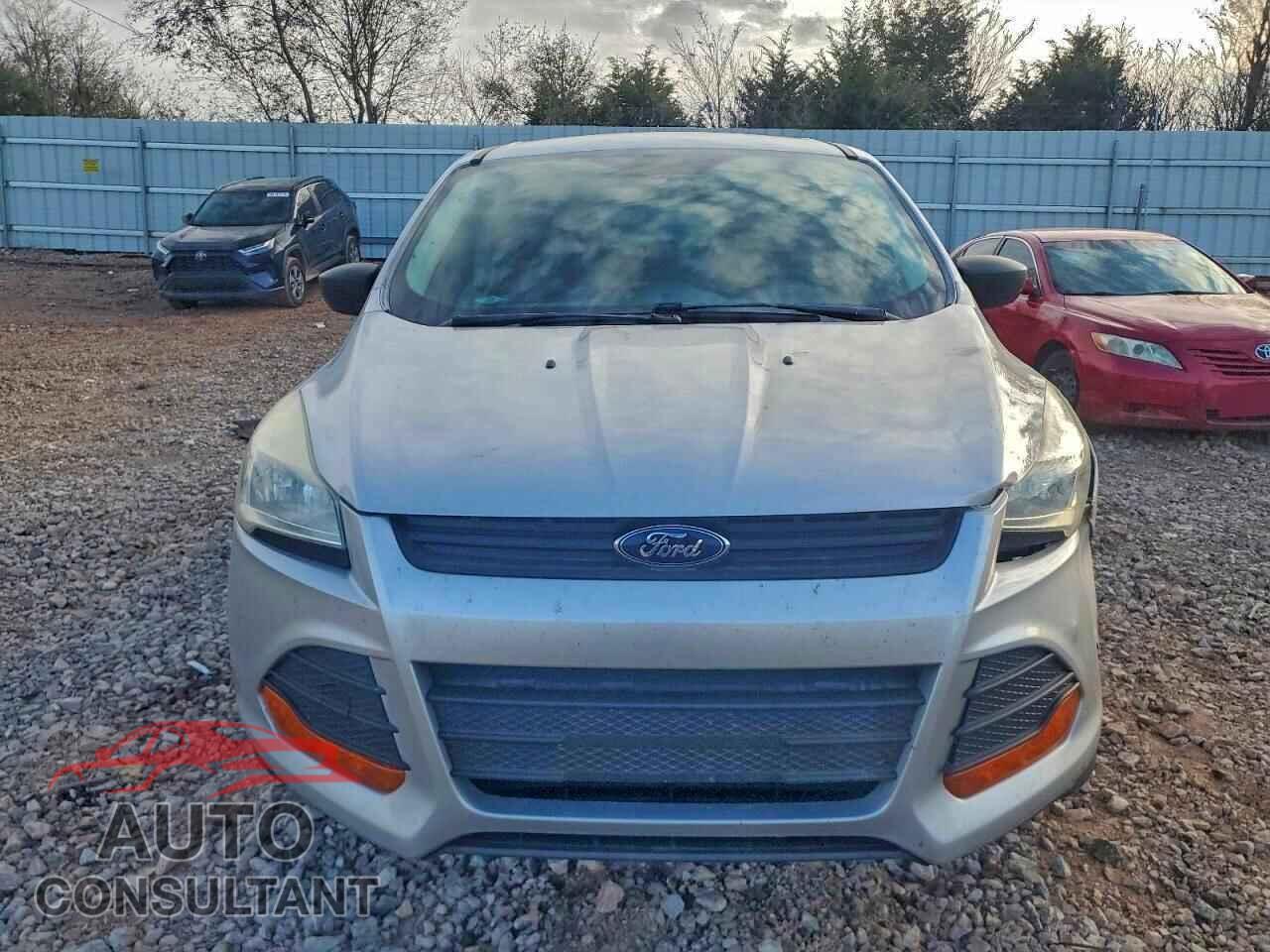 FORD ESCAPE 2015 - 1FMCU0F72FUC42663
