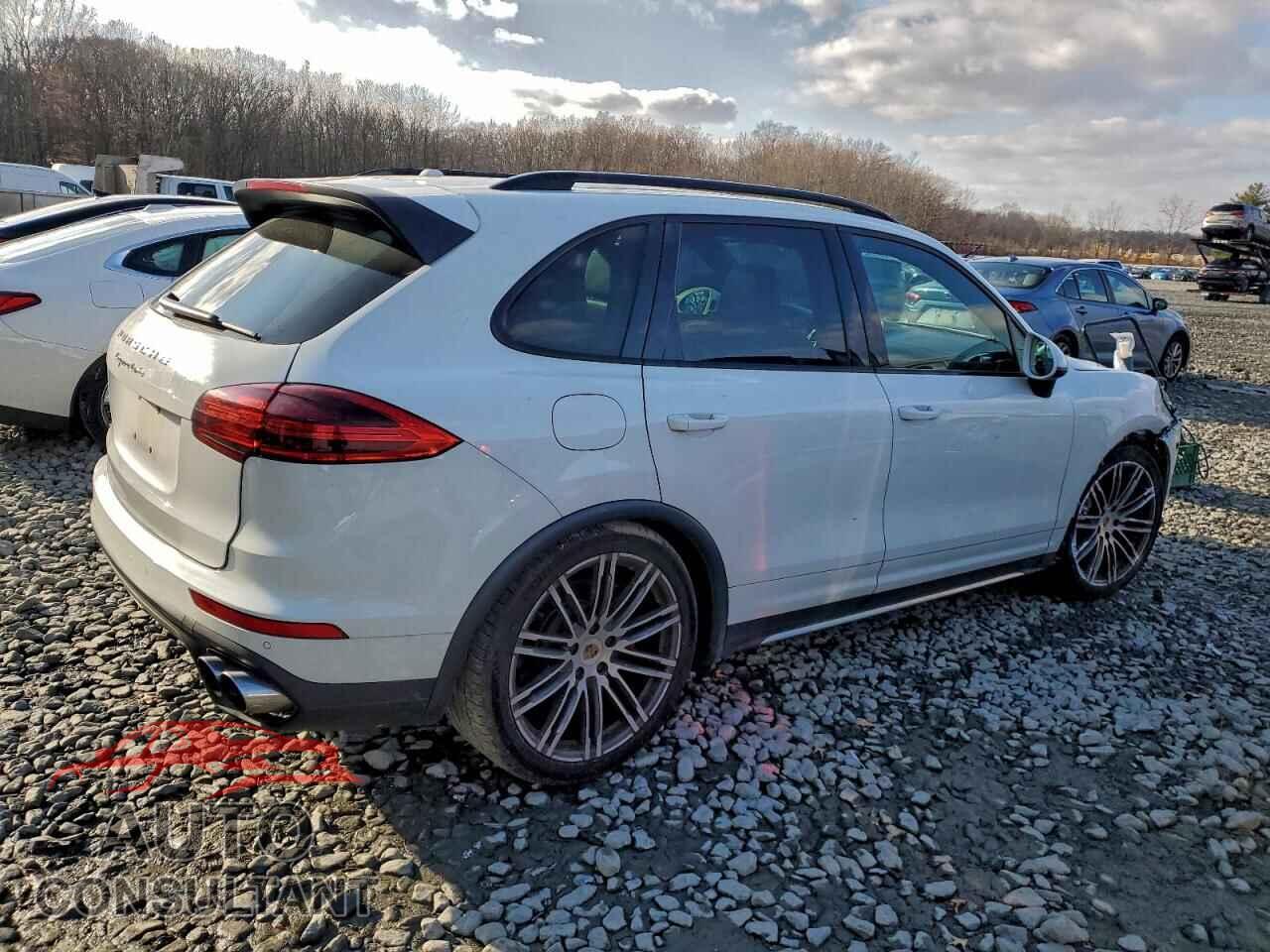 PORSCHE CAYENNE 2015 - WP1AC2A26FLA82720