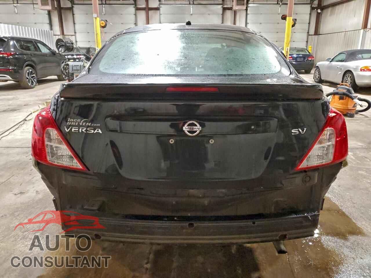 NISSAN VERSA 2017 - 3N1CN7AP1HL841331