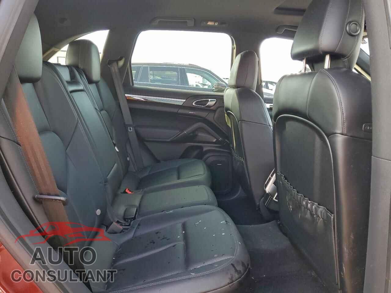 PORSCHE CAYENNE 2013 - WP1AA2A20DLA19356