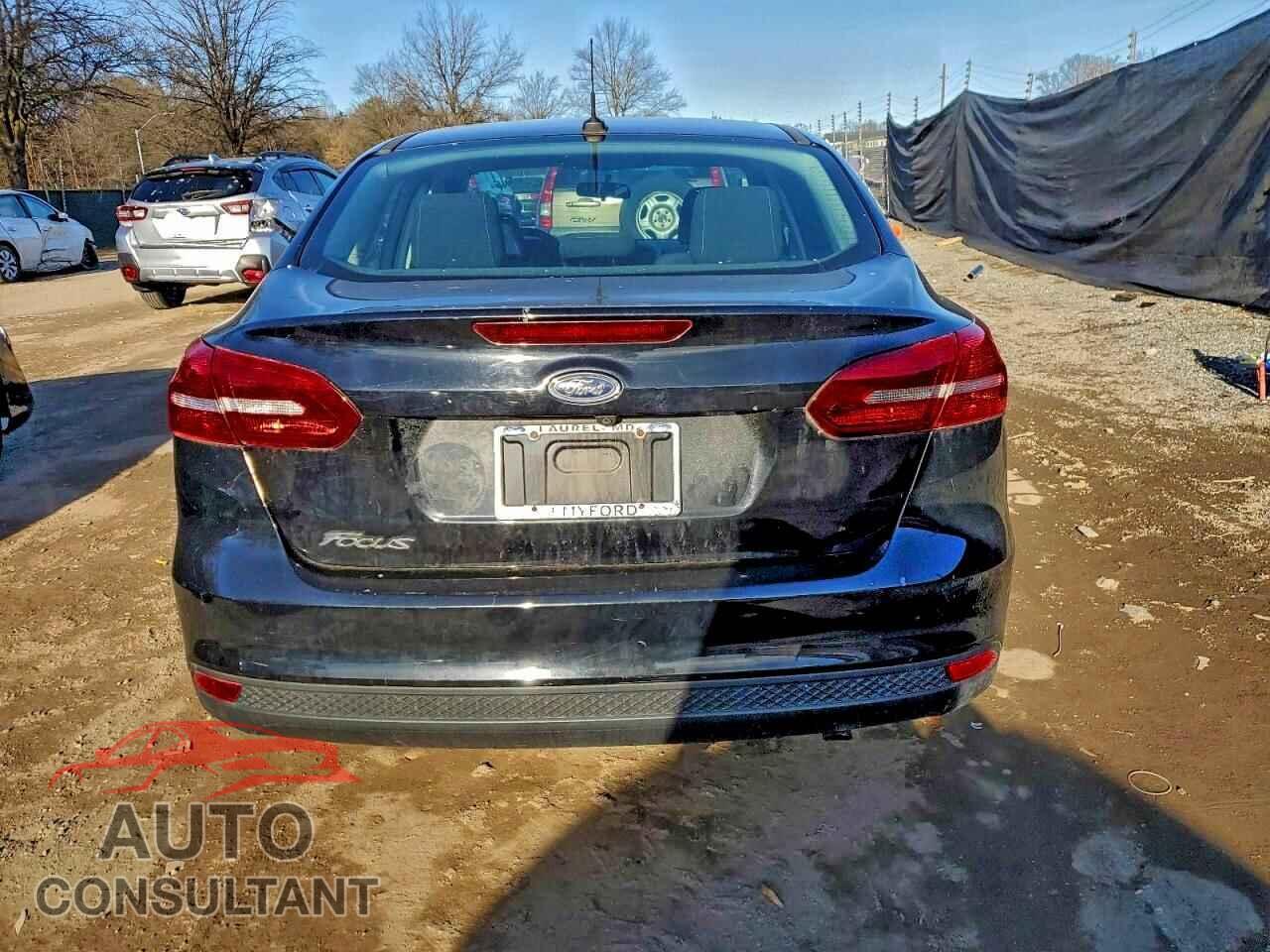 FORD FOCUS 2018 - 1FADP3E29JL266468