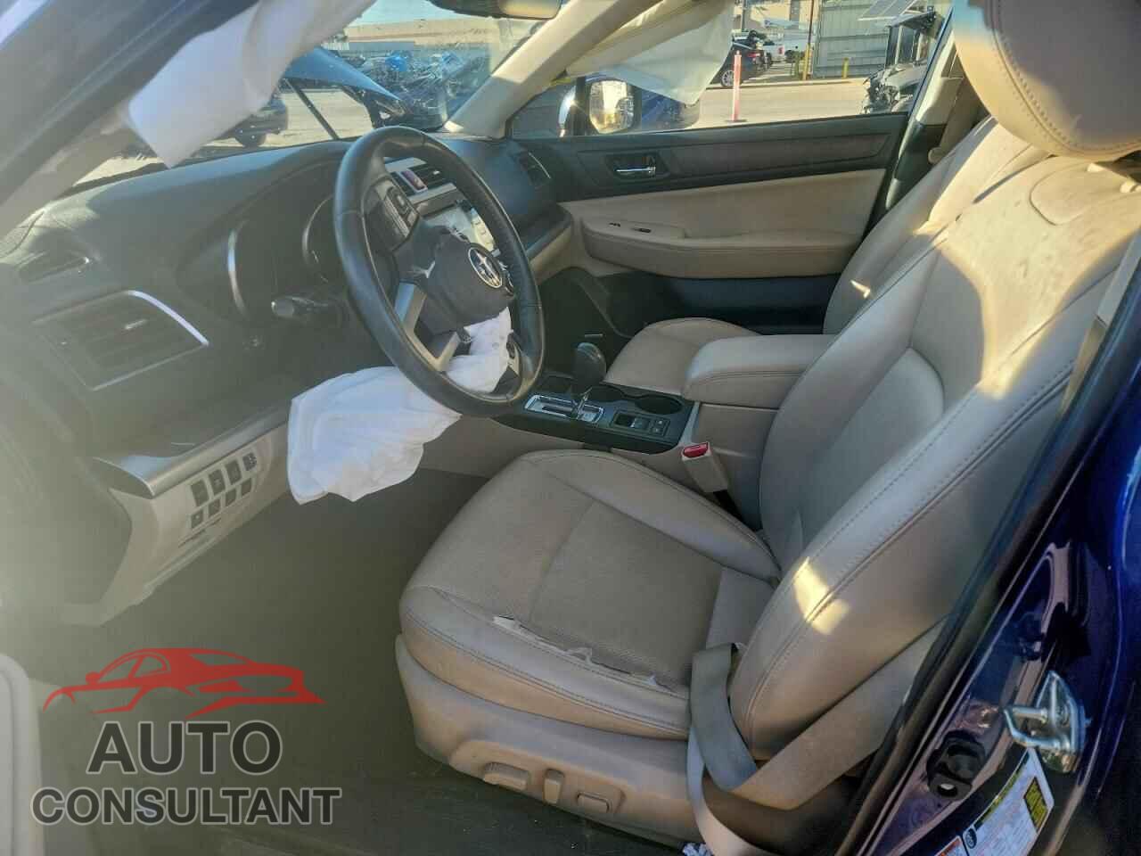 SUBARU OUTBACK 2017 - 4S4BSANC2H3389046
