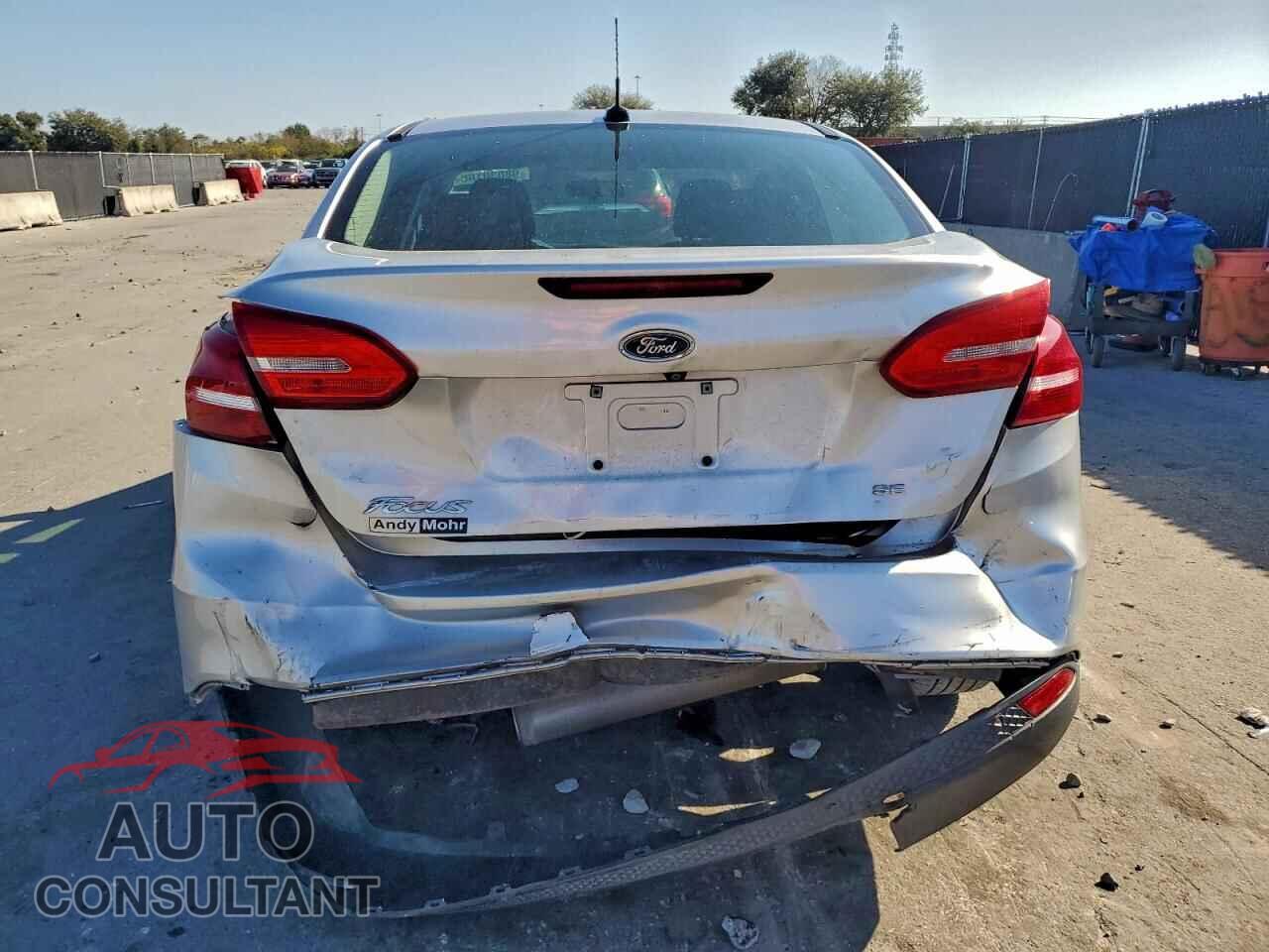 FORD FOCUS 2017 - 1FADP3F24HL332174