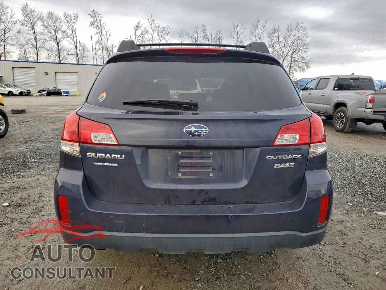 SUBARU OUTBACK 2013 - 4S4BRBCC7D3311070