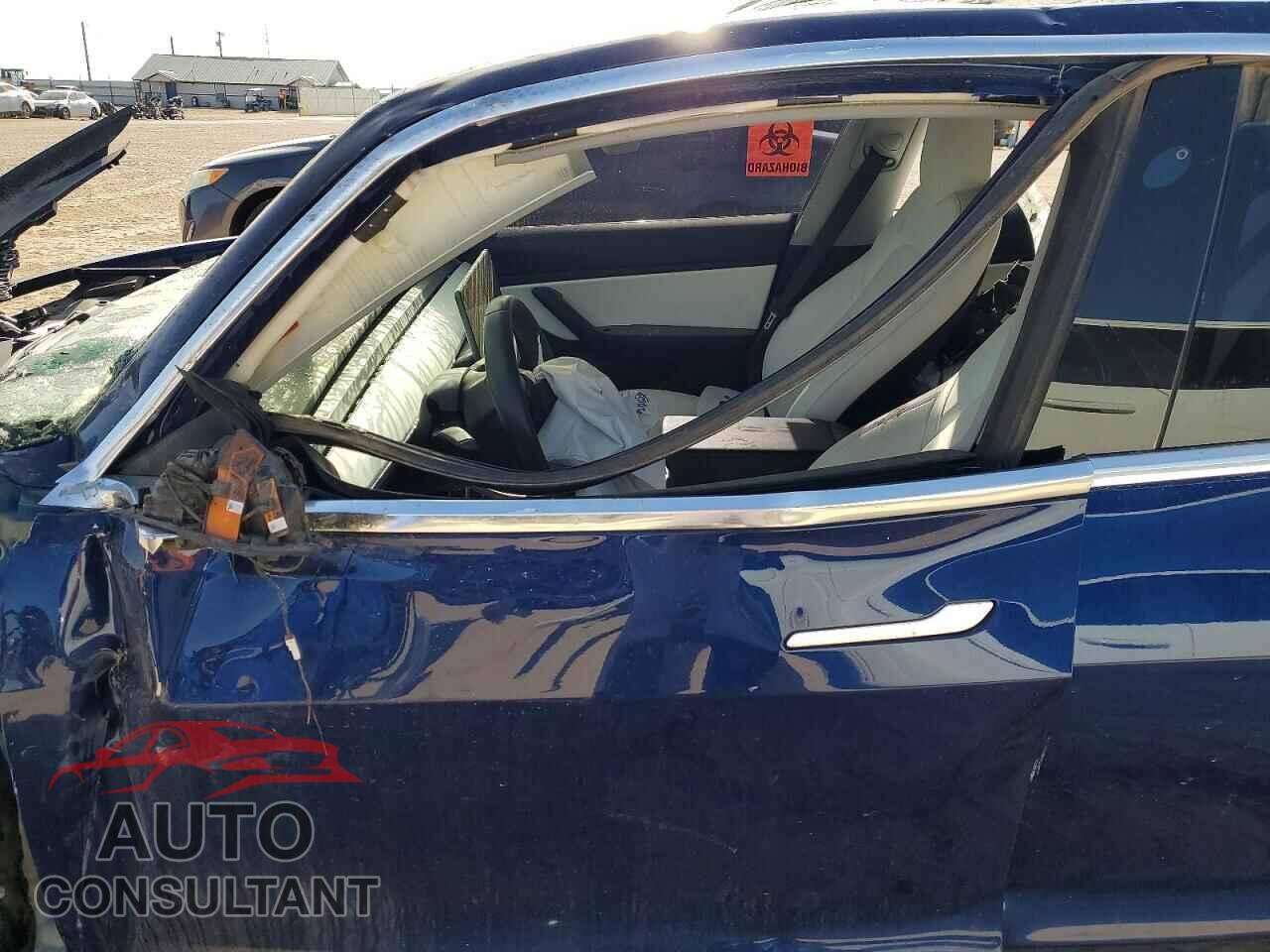 TESLA MODEL 3 2019 - 5YJ3E1EB2KF390988