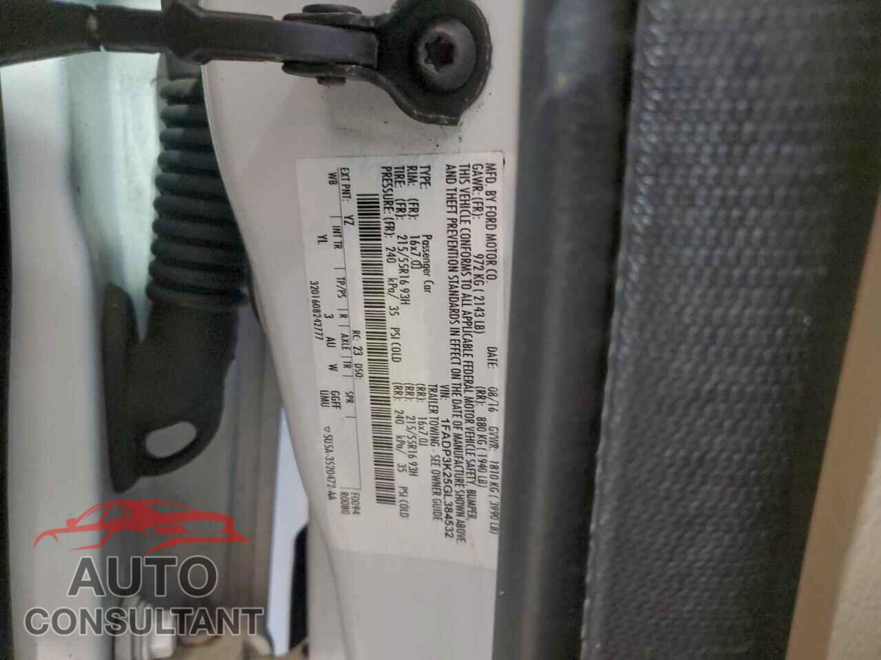 FORD FOCUS 2016 - 1FADP3K25GL384532