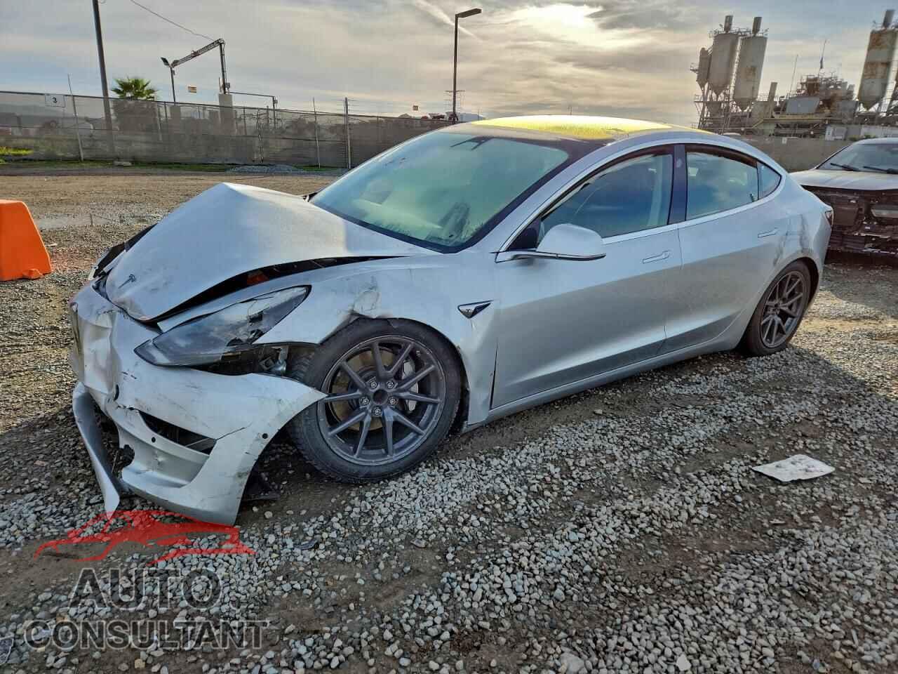 TESLA MODEL 3 2018 - 5YJ3E1EA1JF016538