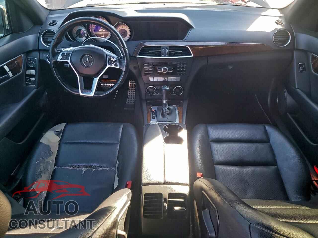 MERCEDES-BENZ C-CLASS 2013 - WDDGF4HB7DA853253
