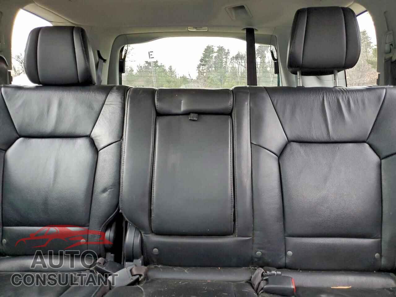 HONDA PILOT 2012 - 5FNYF4H77CB014297