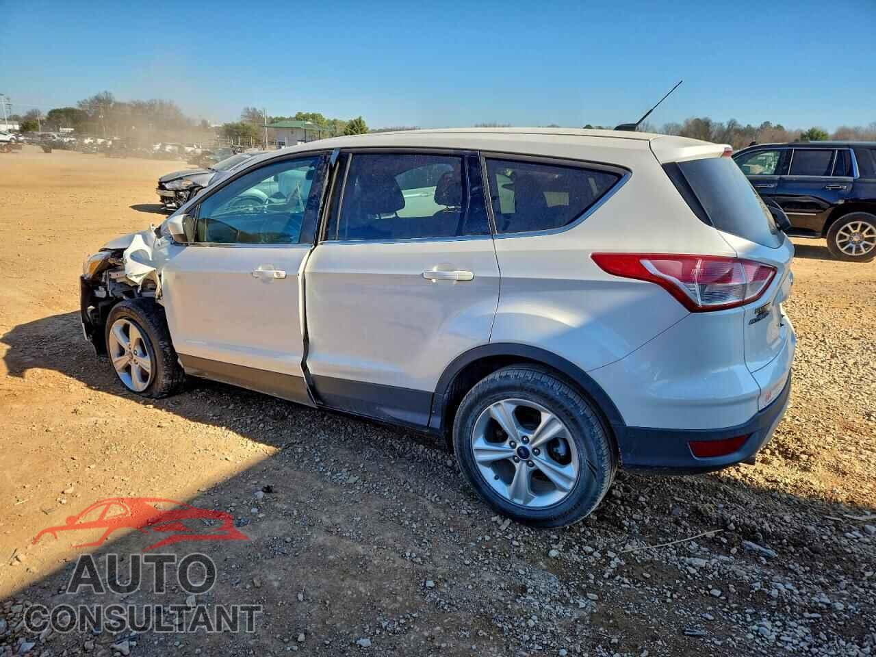 FORD ESCAPE 2013 - 1FMCU0GX5DUA03622