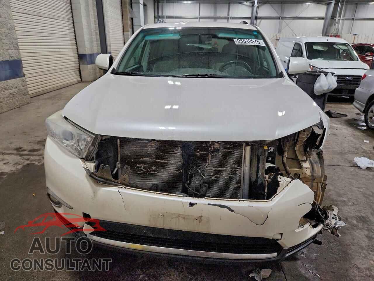 TOYOTA HIGHLANDER 2012 - 5TDBK3EH7CS117353