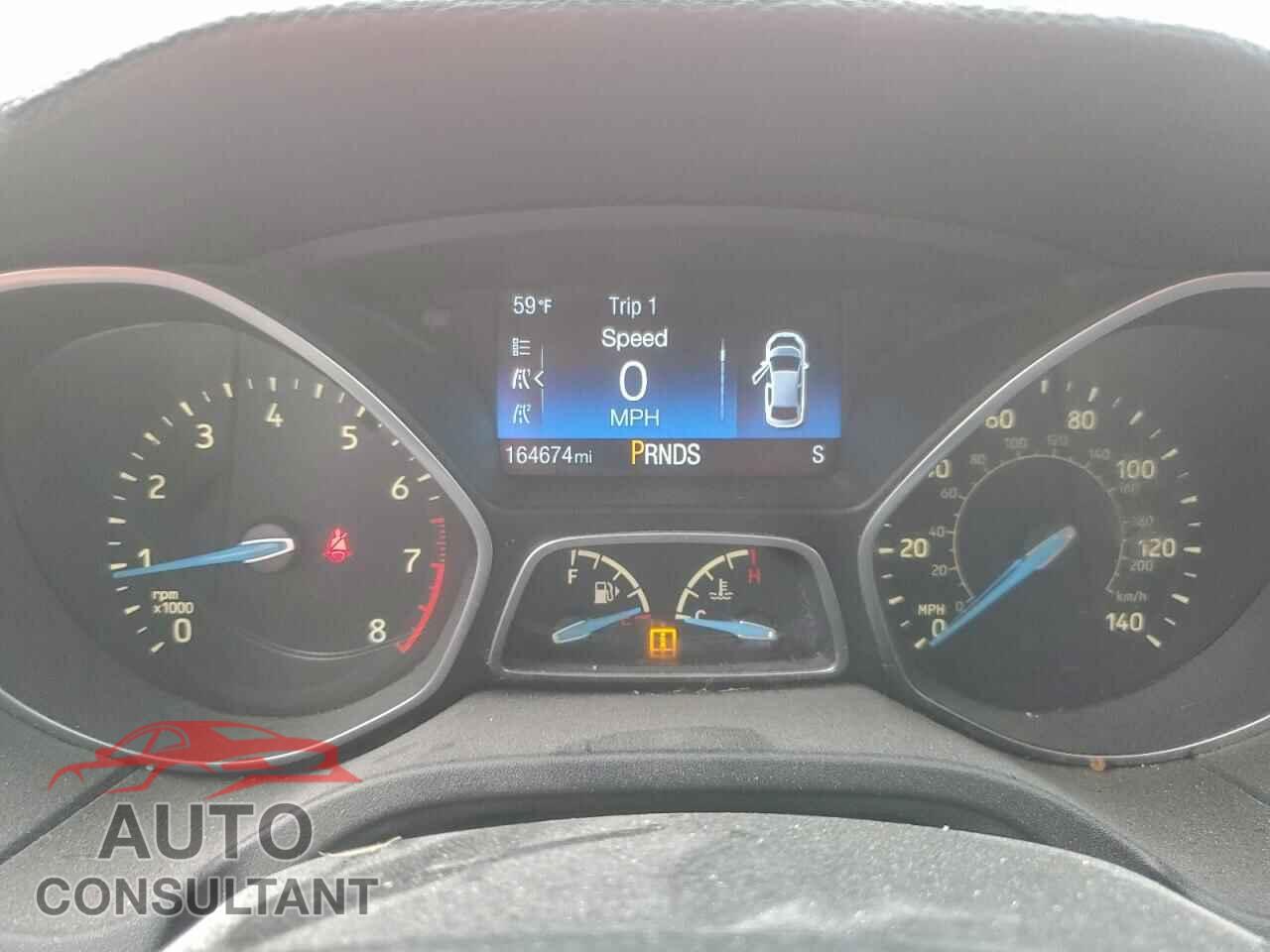 FORD FOCUS 2016 - 1FADP3K22GL239402