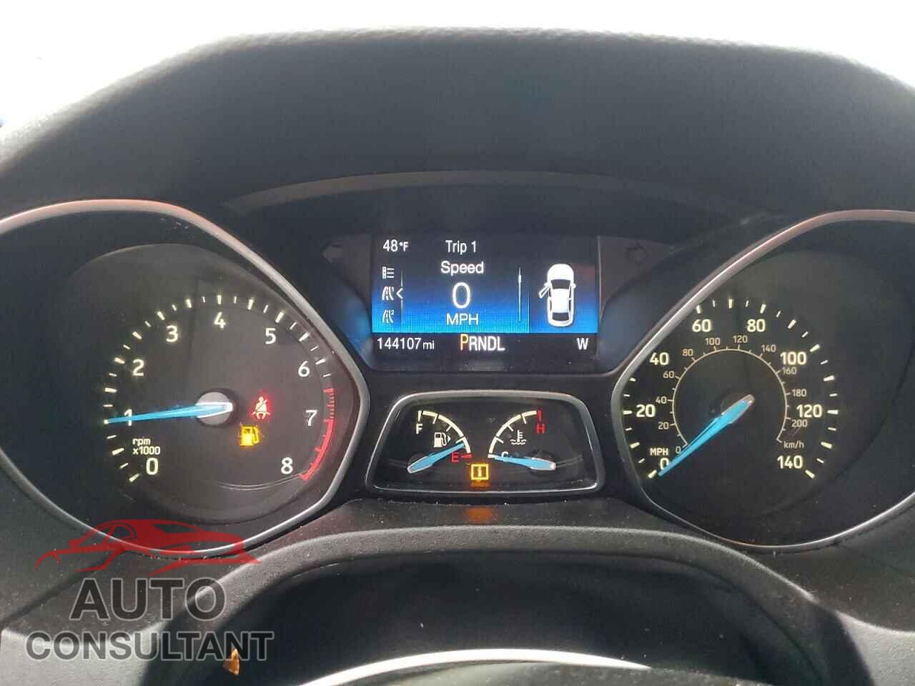 FORD FOCUS 2016 - 1FADP3K2XGL248123