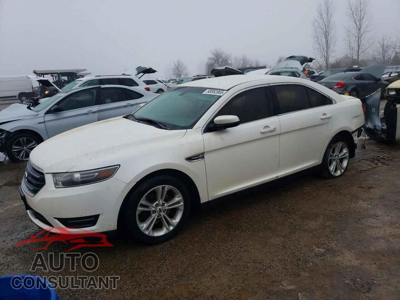 FORD TAURUS 2015 - 1FAHP2E8XFG123318