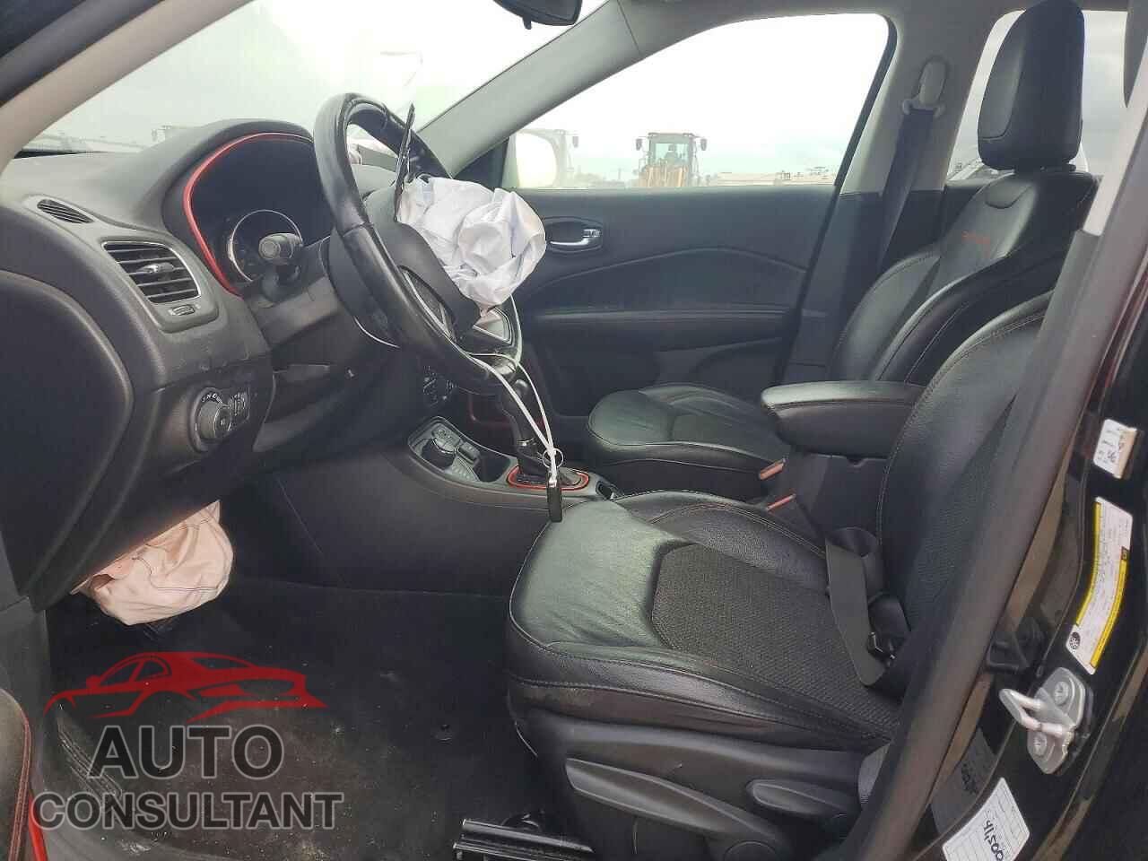 JEEP COMPASS 2020 - 3C4NJDDB8LT170491