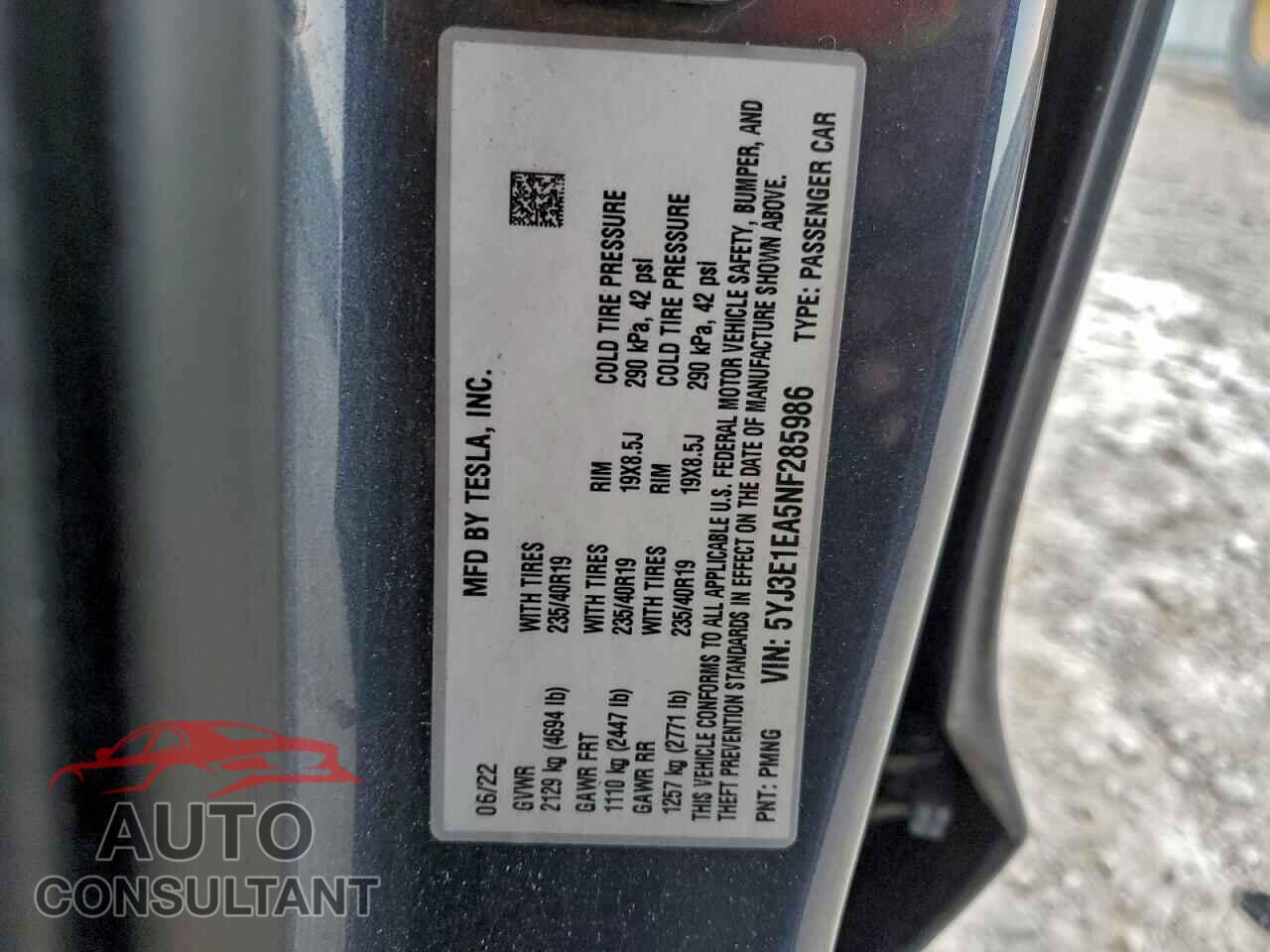 TESLA MODEL 3 2022 - 5YJ3E1EA5NF285986
