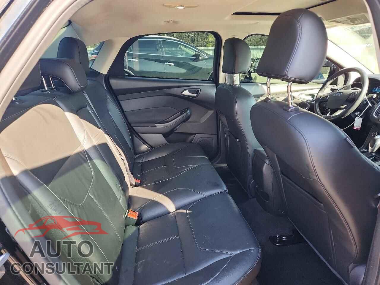 FORD FOCUS 2016 - 1FADP3F29GL393065