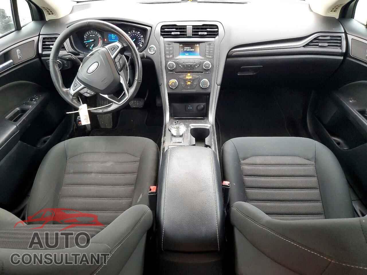 FORD FUSION 2018 - 3FA6P0G72JR273473