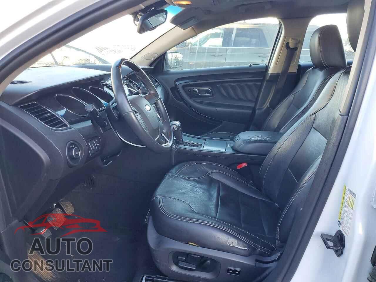 FORD TAURUS 2011 - 1FAHP2FW8BG118609